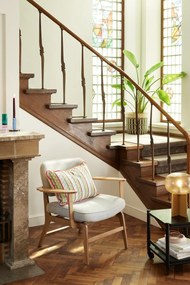 Szary fotel z konstrukcją z drewna dębowego Hübsch Haze