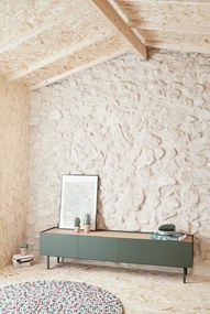 Zielono-naturalna szafka pod TV w dekorze dębu 180x45 cm Arista – Teulat