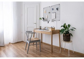 Jasnoszare krzesło do jadalni z drewna bukowego Findahl by Hammel Freja