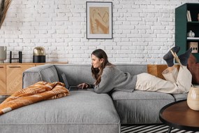 Komoda z drewna dębowego Actona Brighton