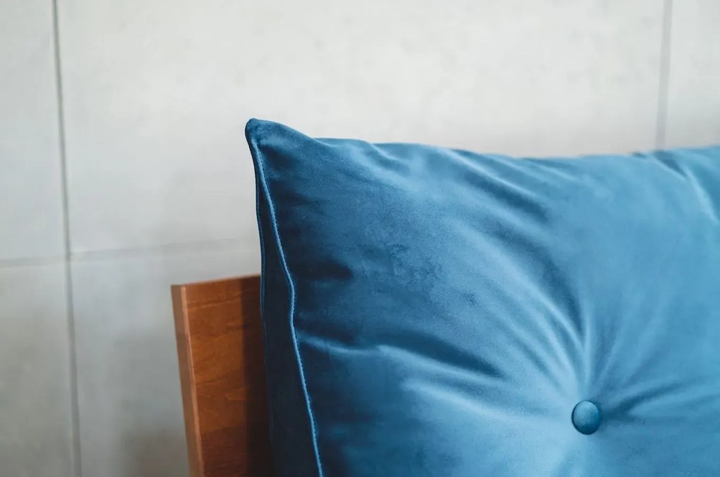 Poduszka na zagłówek PILLOW CHIC VELVET 140 granatowa SKANDICA