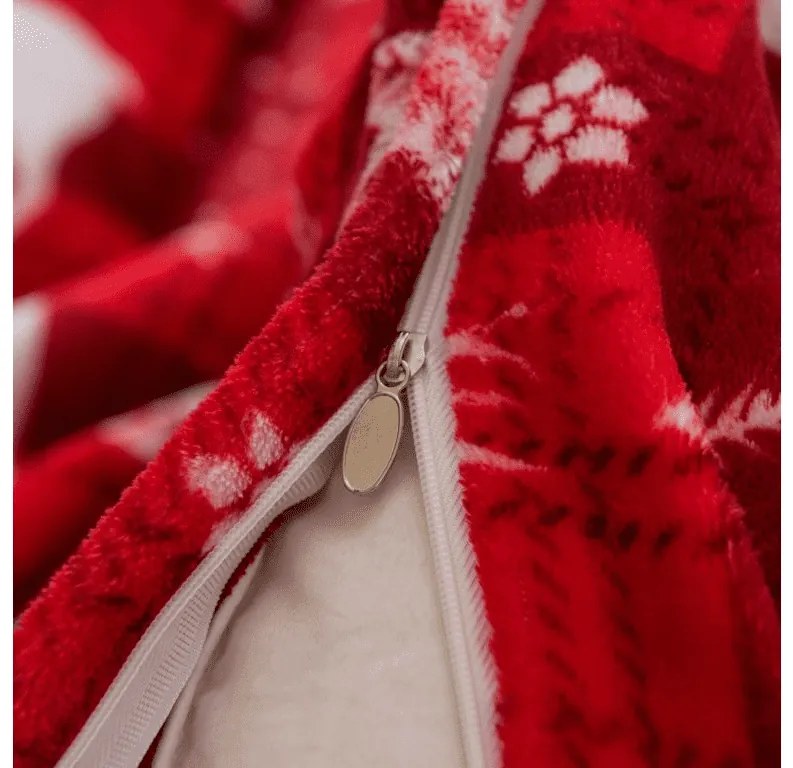 PrzytulneMieszkanie.pl PrzytulneMieszkanie.pl PrzytulneMieszkanie.pl Zestaw 2szt. pościeli z mikropluszu VELVET CHRISTMAS czerwone + prześcieradło z mikropluszu SOFT 180x200 cm białe, podwójne łóżko
