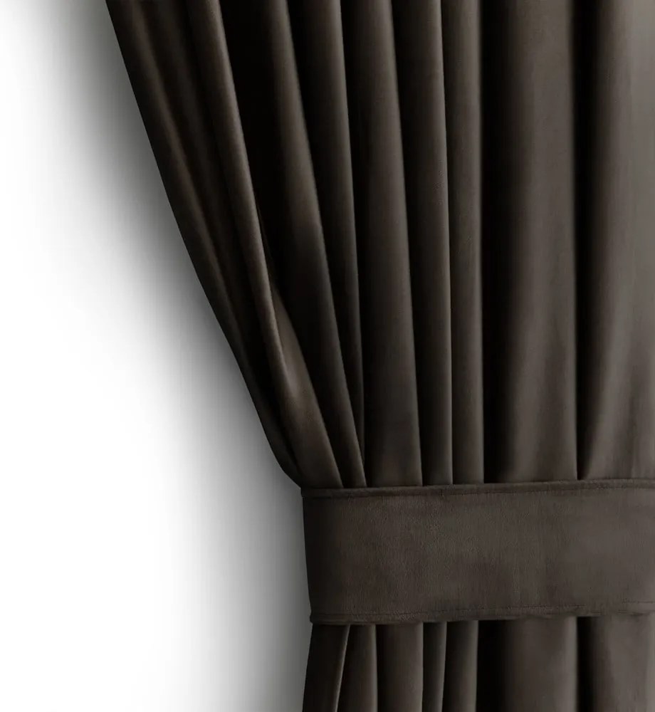 Brązowa aksamitna zasłona częściowo zaciemniająca (dimout) 140x245 cm Pleat – Restilo