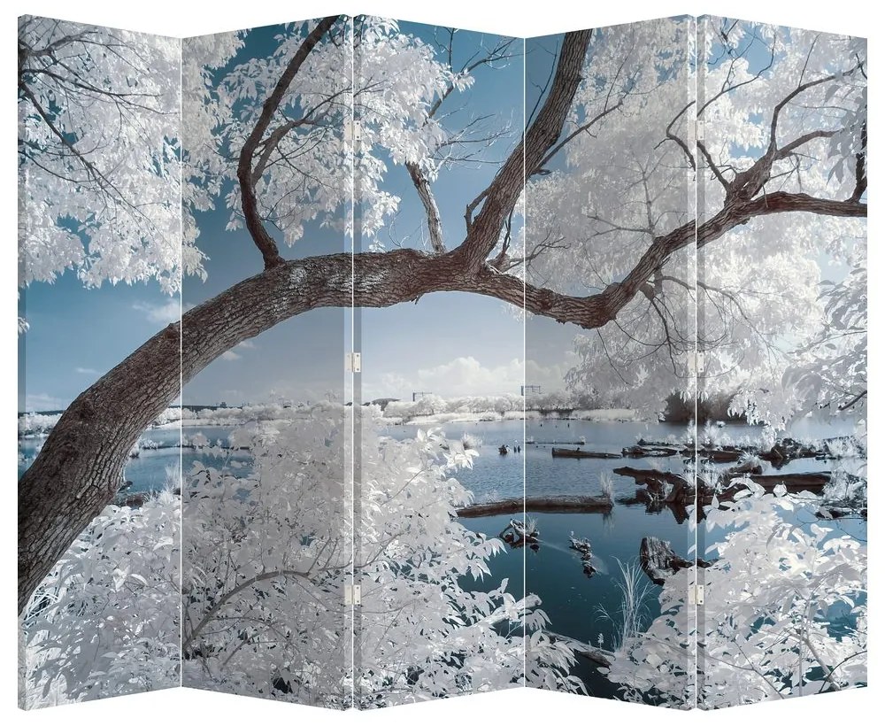 Parawan - Ośnieżone drzewo nad wodą (210x170 cm)