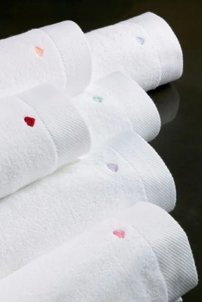Zestaw podarunkowy małych ręczników MICRO LOVE, 3 szt Biały / czerwone serduszka