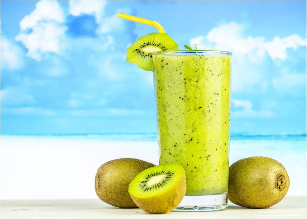 Obraz na szkle - smoothie z kiwi (70x50 cm)