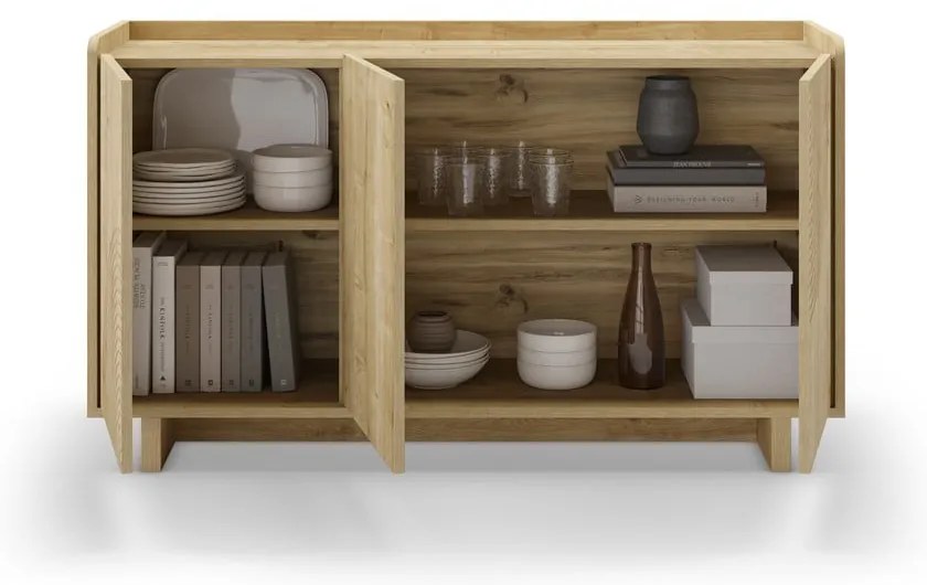 Komoda w dekorze dębu w naturalnym kolorze 140x80x40 cm Daira – Marckeric