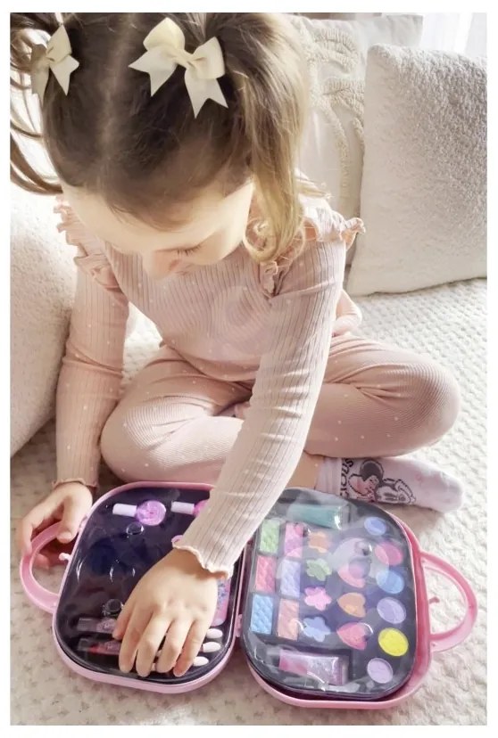 Woopie art&fun zestaw do makijażu w torebce kosmetyczka
