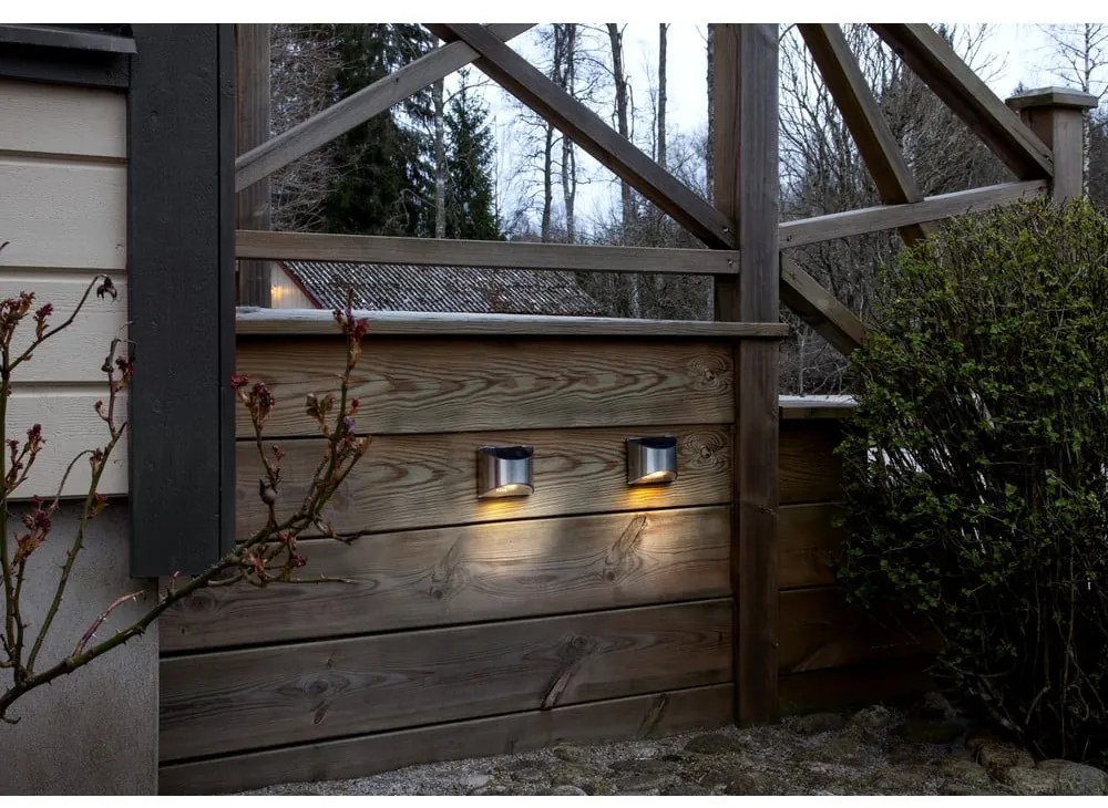 Zestaw 2 nierdzewnych kinkietów solarnych LED Star Trading Wally, wys. 8 cm