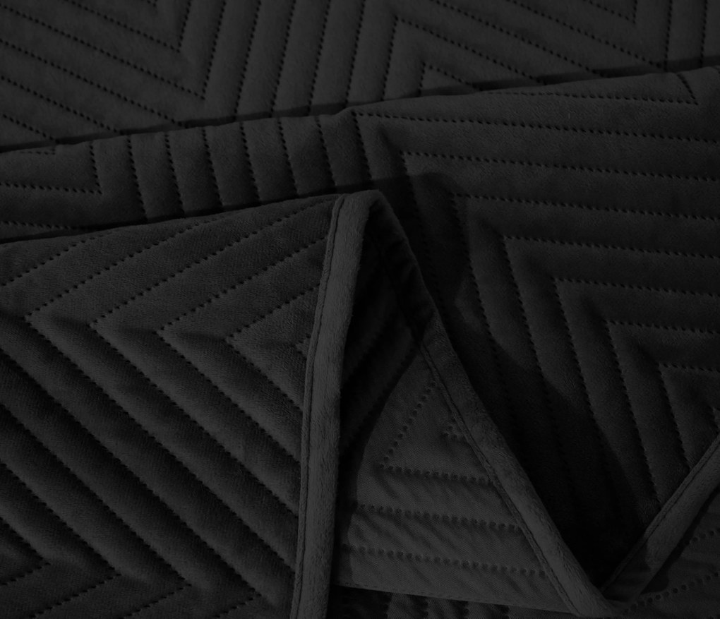 Czarny aksamitny narzuta na łóżko ze wzorem ARROW VELVET Rozmiar: 200 x 220 cm