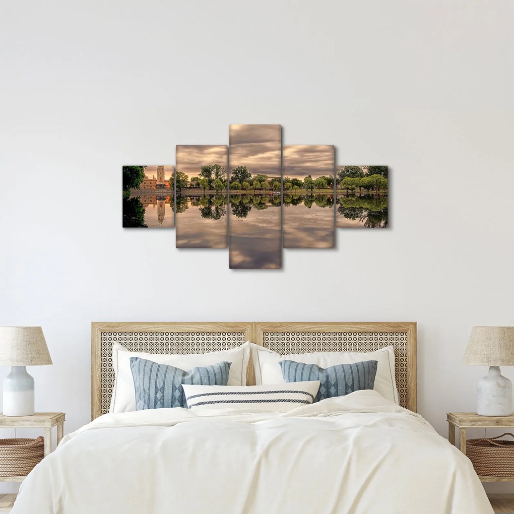 Obraz jeziora i drzew (125x70 cm)