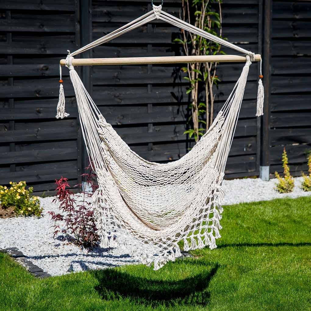 Krzesło brazylijskie z frędzelkami 130 x 100 cm ecru PATIO