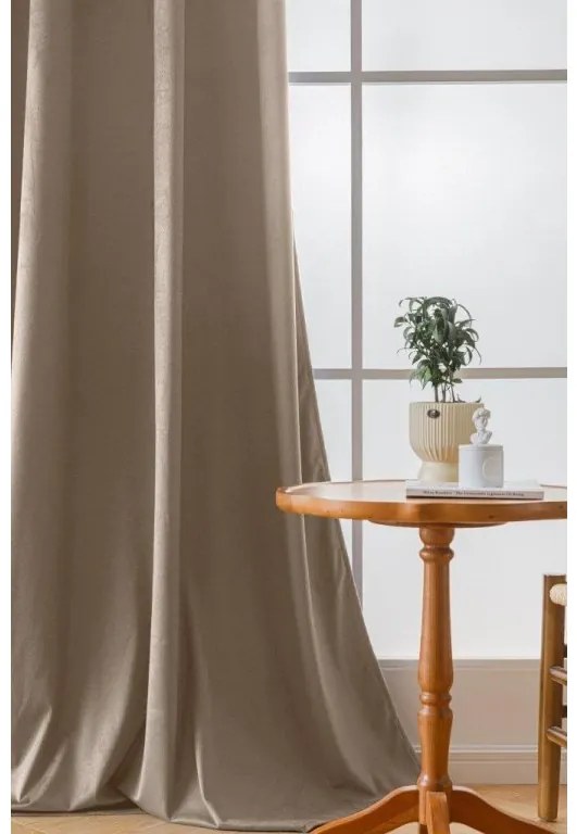 Zasłona zaciemniająca VELVET jasno brązowa 140x250 cm Zawieszanie: Taśma z wiązaniami