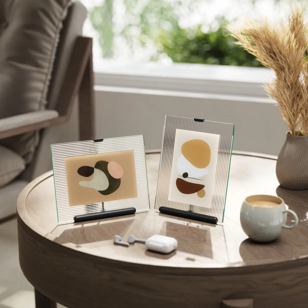 Czarna szklana ramka stojąca 16x20 cm Flute – Umbra