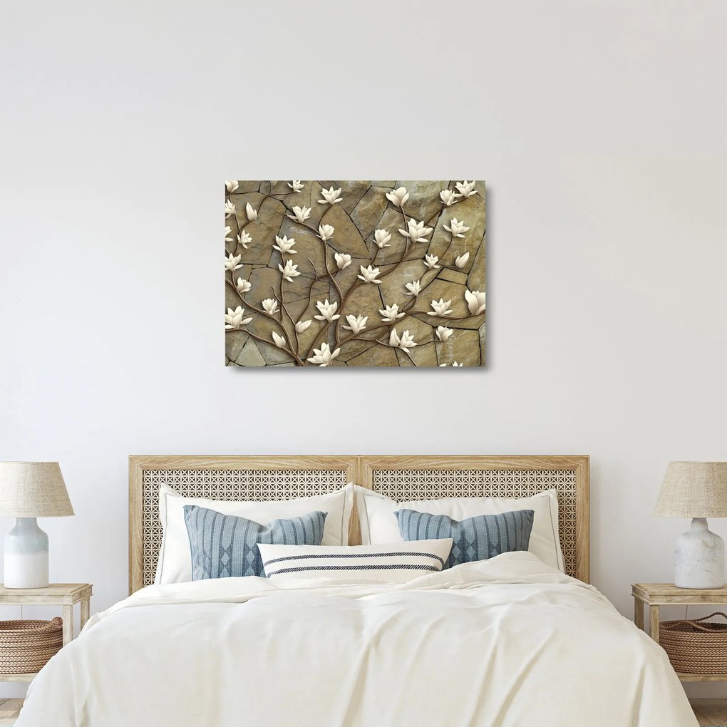 Obraz na szkle - Białe magnolie na murze kamiennym (70x50 cm)