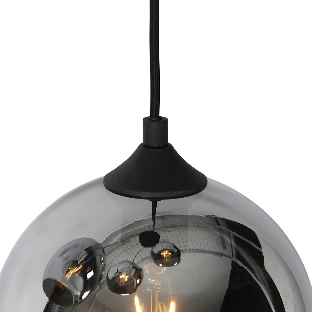 Inteligentna lampa wisząca czarna z przydymionym szkłem, w tym 4 Wi-Fi A60 - Wallace ArtDeco Oswietlenie wewnetrzne