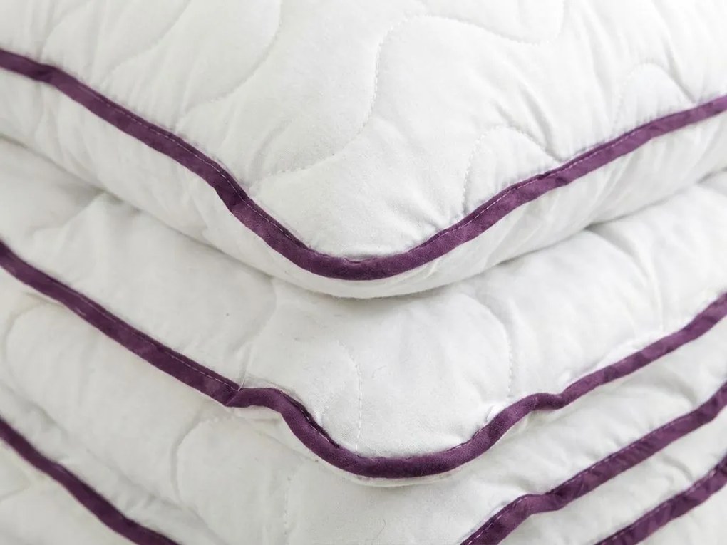 Całoroczna kołdra pikowana 140x200 cm z poduszką STELLA LAVENDER 70x90 cm, biała