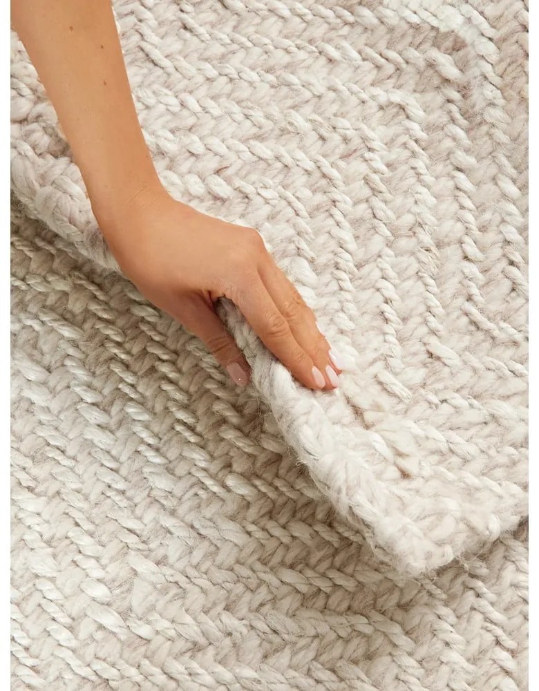 Kremowy chodnik z mieszanki wełny tkany ręcznie 80x200 cm Majoli – Elle Decoration