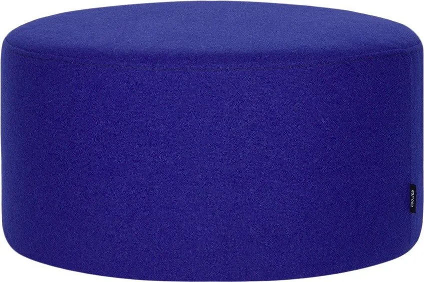 Niebieski wełniany puf Folk – noo.ma