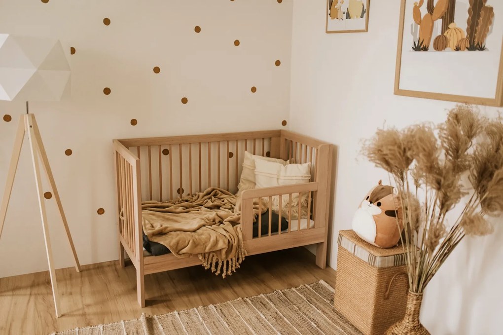Łóżeczko dziecięce Olivia 120x60 z funkcją sofki, kolor buk