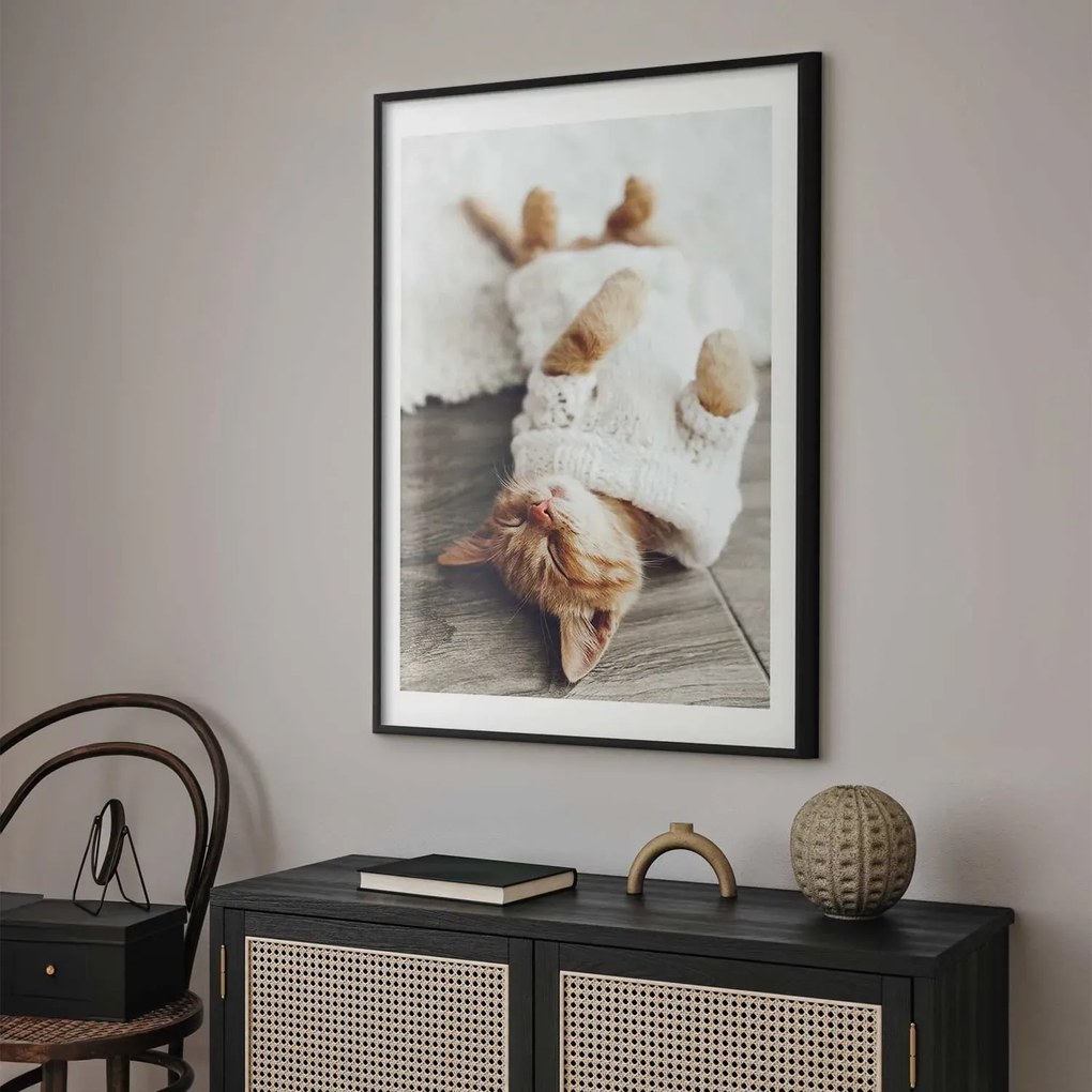 Plakat Leniwy kot 29,7x42 cm z ramą czarną z marginesem ARTGEIST B
