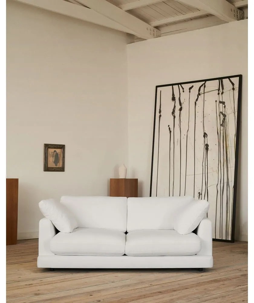 Biała sofa 210 cm Gala – Kave Home