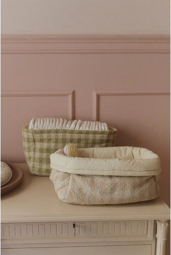 Jasnozielony tekstylny dziecięcy kosz na zabawki 30x20x20 cm Swan Matcha – Lorena Canals