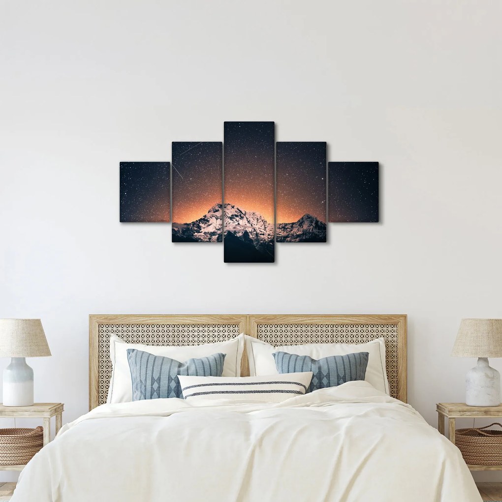 Obraz gwiaździstego nieba z górami (125x70 cm)