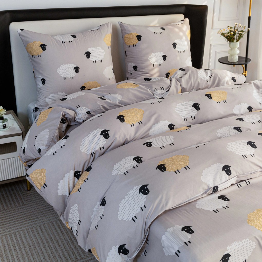 PrzytulneMieszkanie.pl PrzytulneMieszkanie.pl Pościel z mikrowłókna SHEEP DREAM szare Rozmiar pościeli: 2 szt 70 x 90 cm | 200 x 220 cm