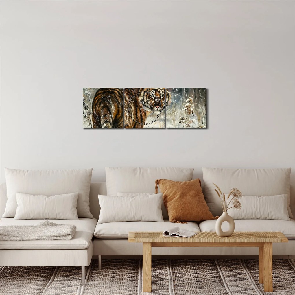 Obraz - Tygrys w zaśnieżonym lesie, obraz olejny (z zegarem) (90x30 cm)