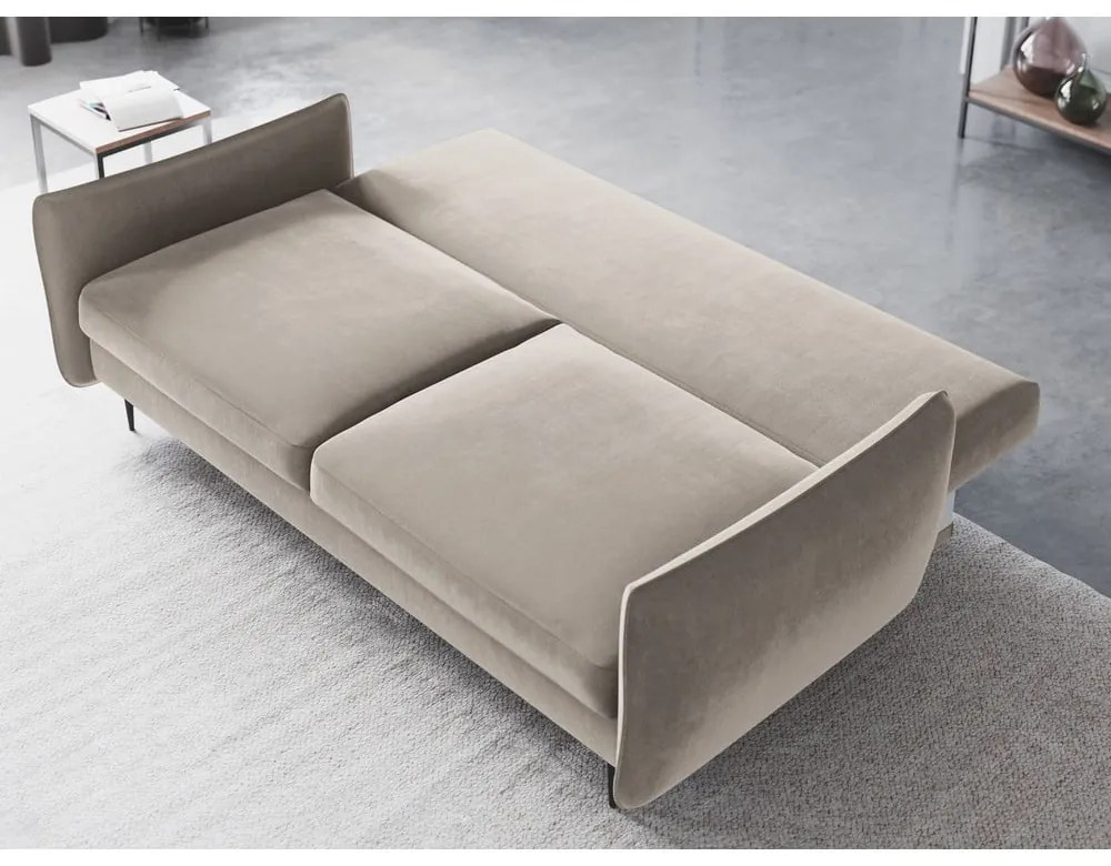 Beżowa sofa rozkładana ze schowkiem Cosmopolitan Design Vermont