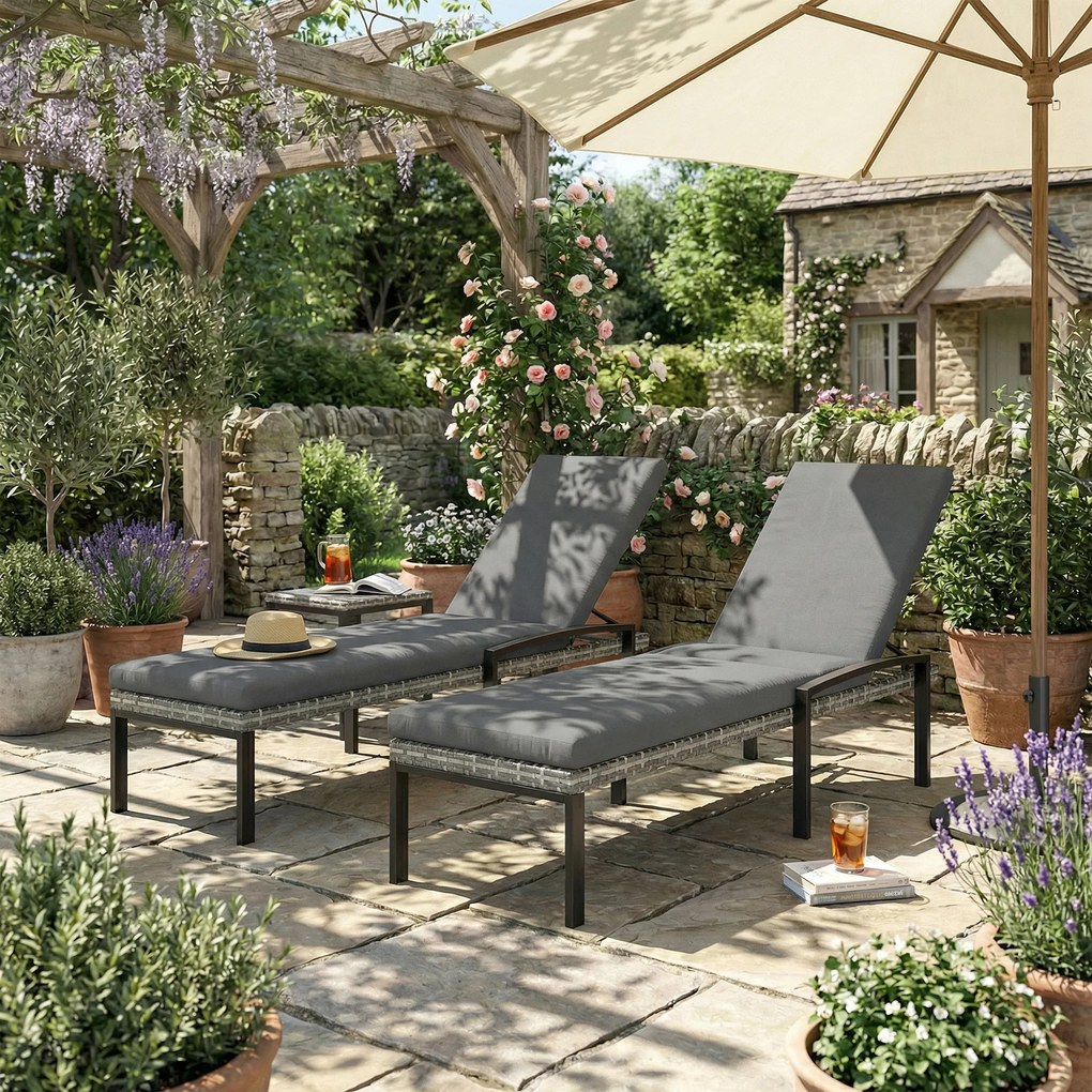 Outsunny Zestaw 2 rattanowych leżaków ogrodowych z 5-stopniowym regulowanym oparciem, do 120 kg, jasnoszary | Aosom PL
