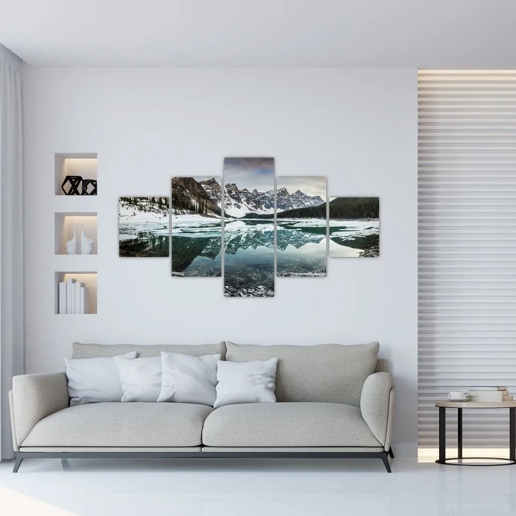 Obraz - jezioro zimą (125x70 cm)