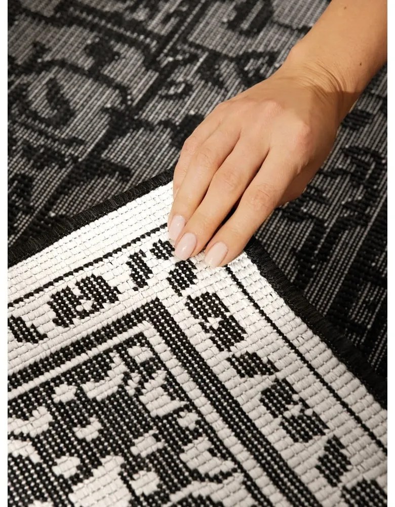 Czarno-biały dywan odpowiedni na zewnątrz 120x170 cm Duet Kona – NORTHRUGS