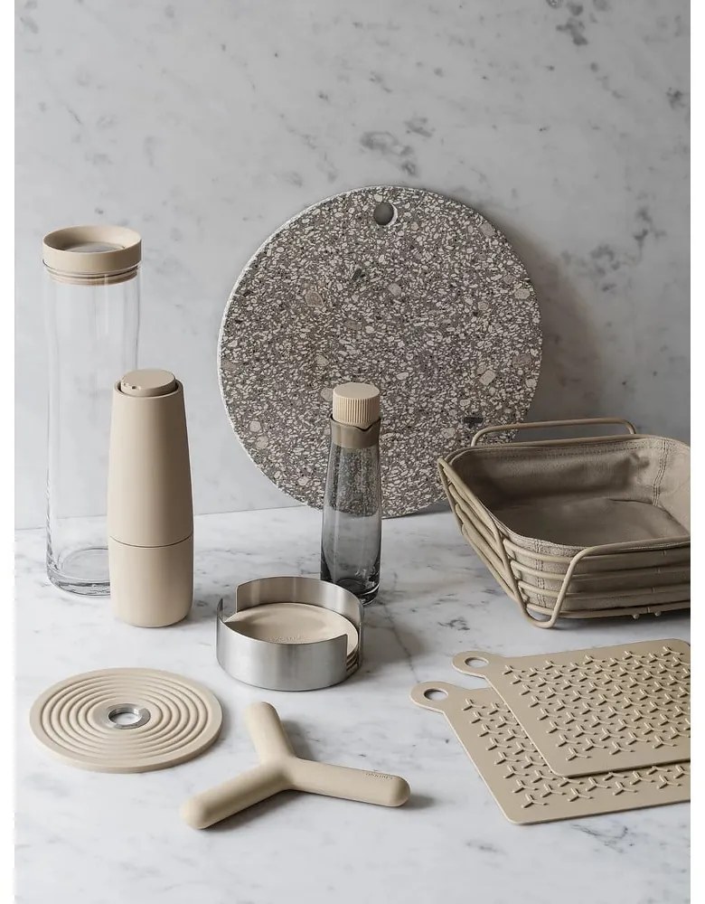 Silikonowe podkładki w czarno-srebrnym kolorze ze stojakiem zestaw 6 szt. Lareto – Blomus