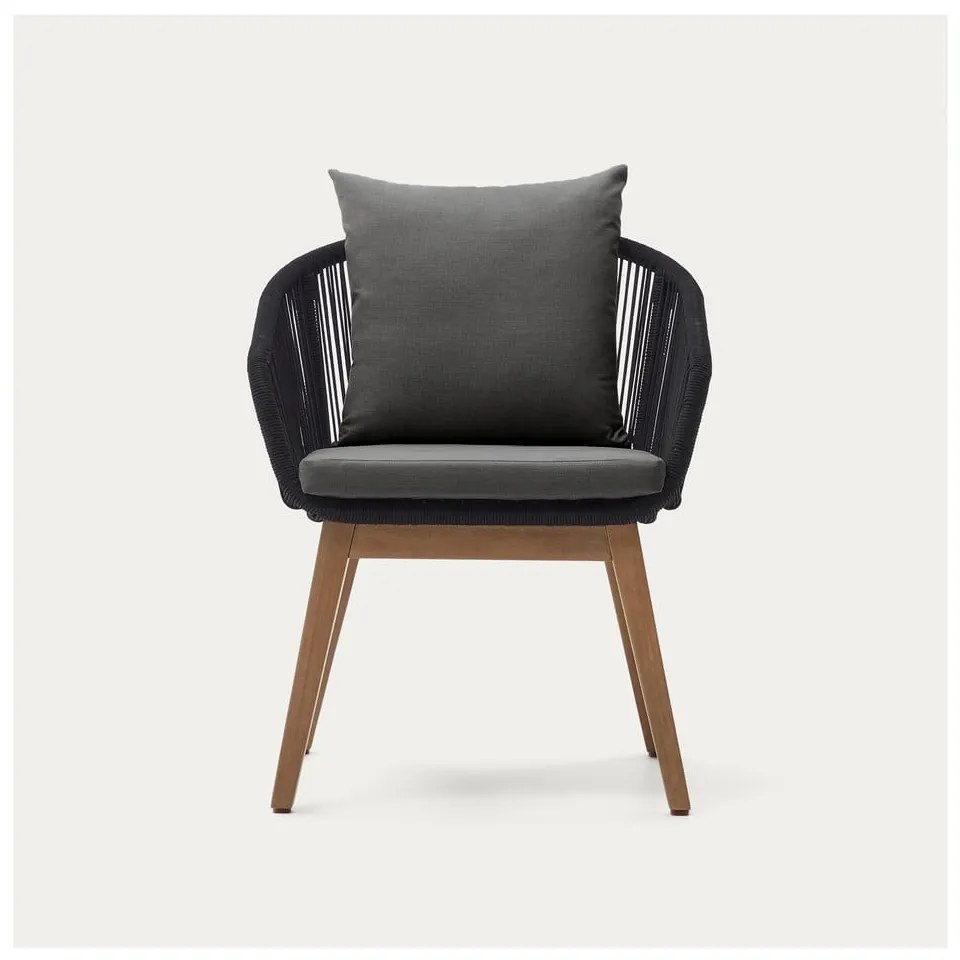 Czarny drewniany fotel ogrodowy Portalo – Kave Home