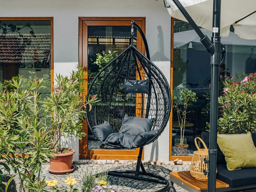 Szary fotel wiszący KOKON ze stojakiem