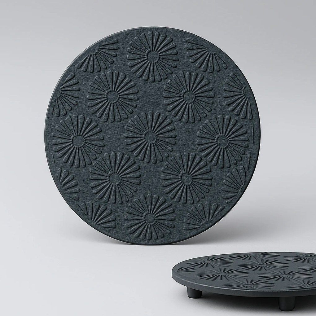 Dzbanek żeliwny z czarkami i podstawką KOGA, 1200 ml