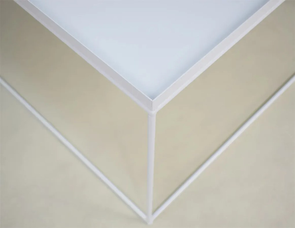 Biały minimalistyczny stolik kawowy - Gondiko 5X
