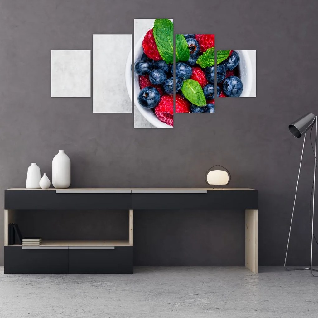 Obraz- miska z leśnymi owocami (125x70 cm)