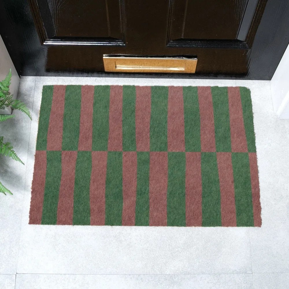 Wycieraczka z włókna kokosowego 40x60 cm Pink &amp; Green Half Stripes – Artsy Doormats