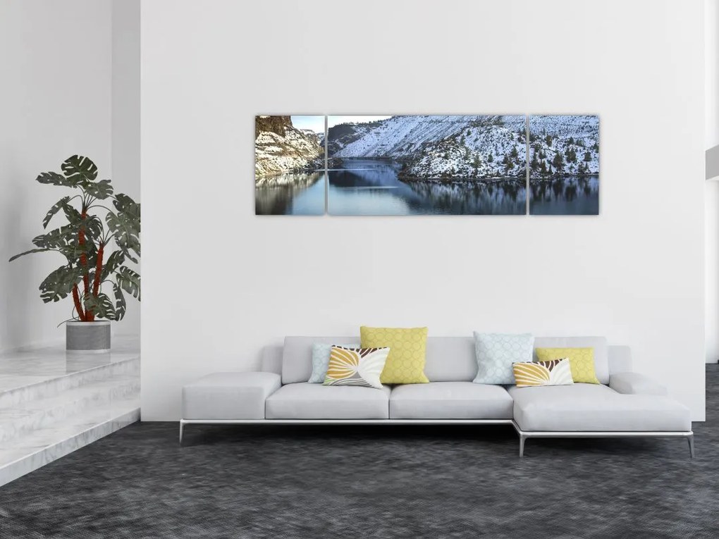 Obraz - zimowy krajobraz z jeziorem (170x50 cm)
