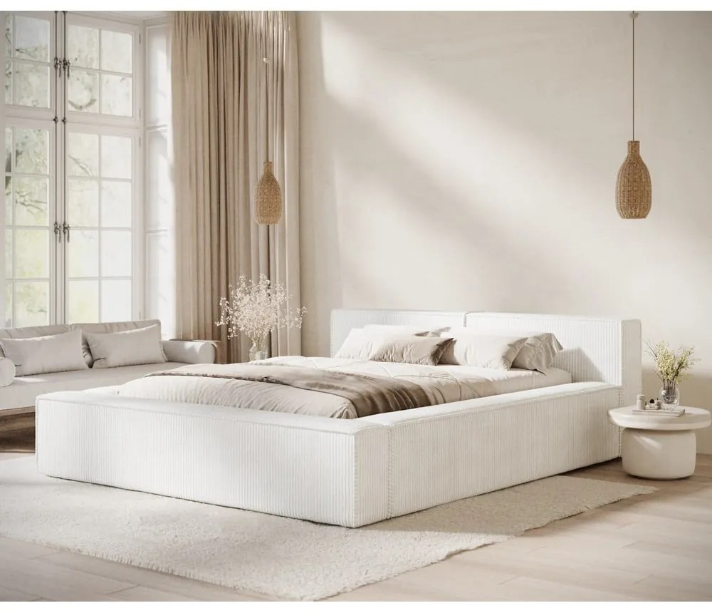 Kremowe tapicerowane łóżko dwuosobowe ze schowkiem i stelażem 140x200 cm Voliera – Maison de Rêve