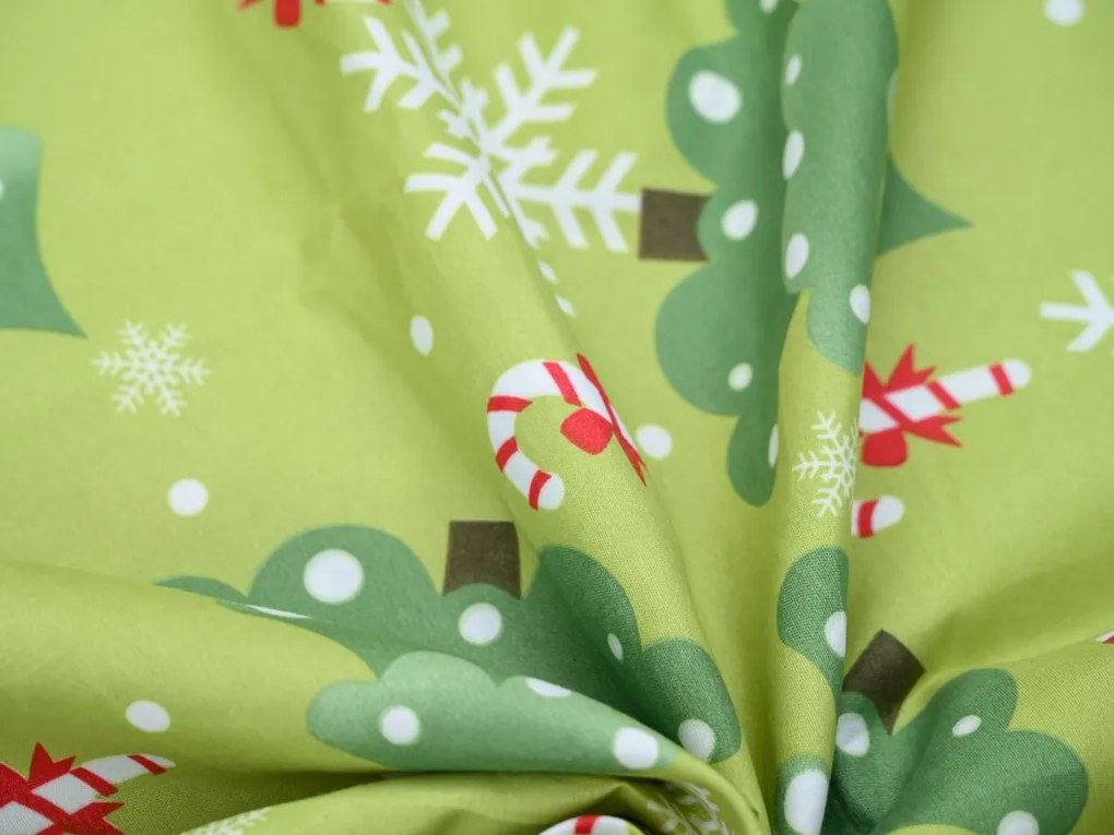PrzytulneMieszkanie.pl PrzytulneMieszkanie.pl Pościel z mikrofibry CHRISTMAS TREE zielona Rozmiar pościeli: 70 x 90 cm | 140 x 200 cm