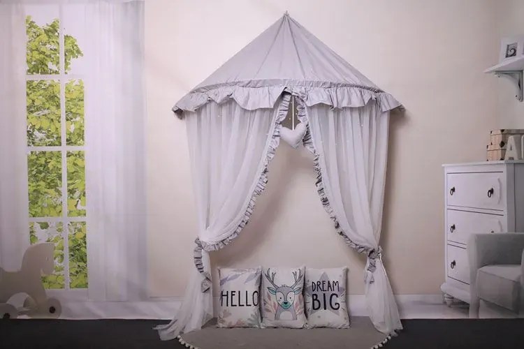 Szaro-biały baldachim dziecięcy z 3 poduszkami matą L3-S80