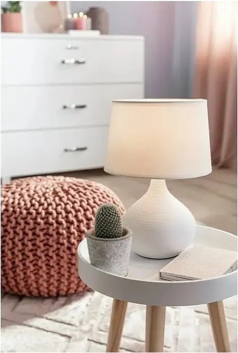 Biała lampa stołowa z ceramiki i tkaniny Reality Martin, wys. 29 cm