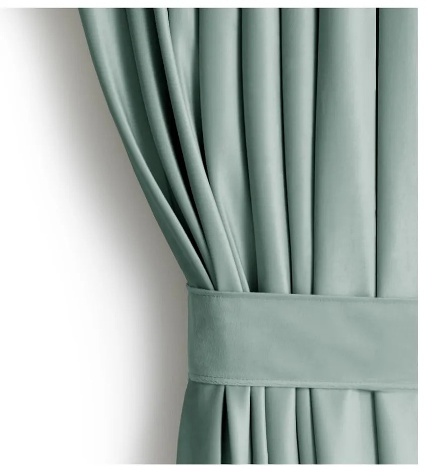 Jasnozielona aksamitna zasłona częściowo zaciemniająca (dimout) 140x270 cm Eyelets – Restilo