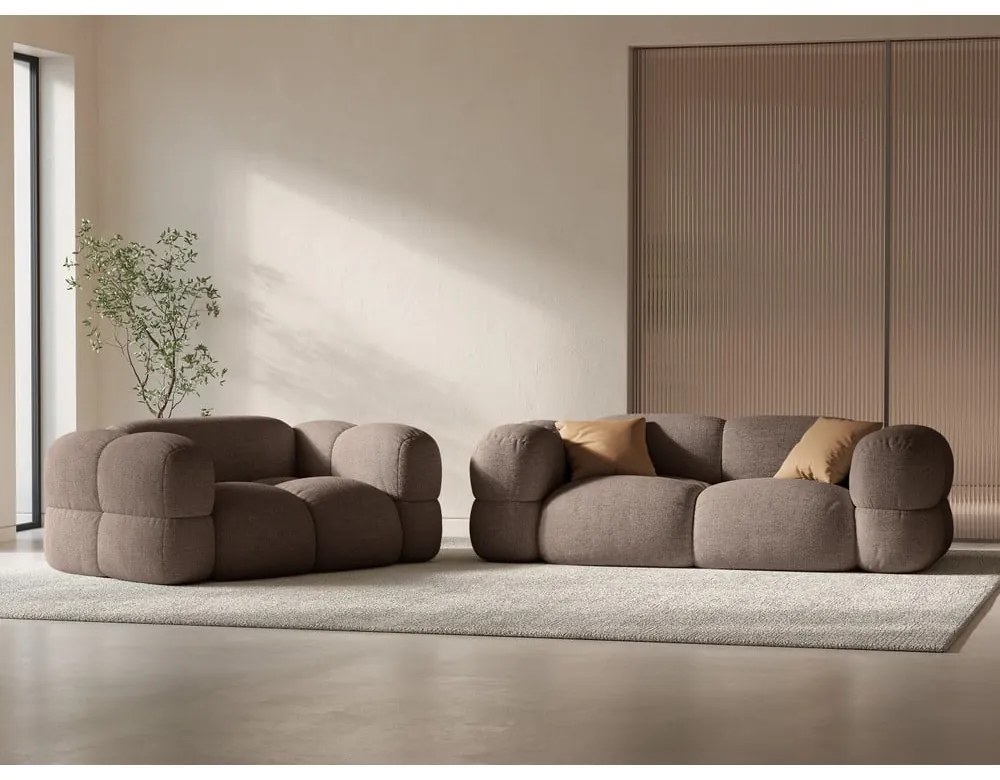 Brązowa sofa 210 cm Loretto – Cosmopolitan Design