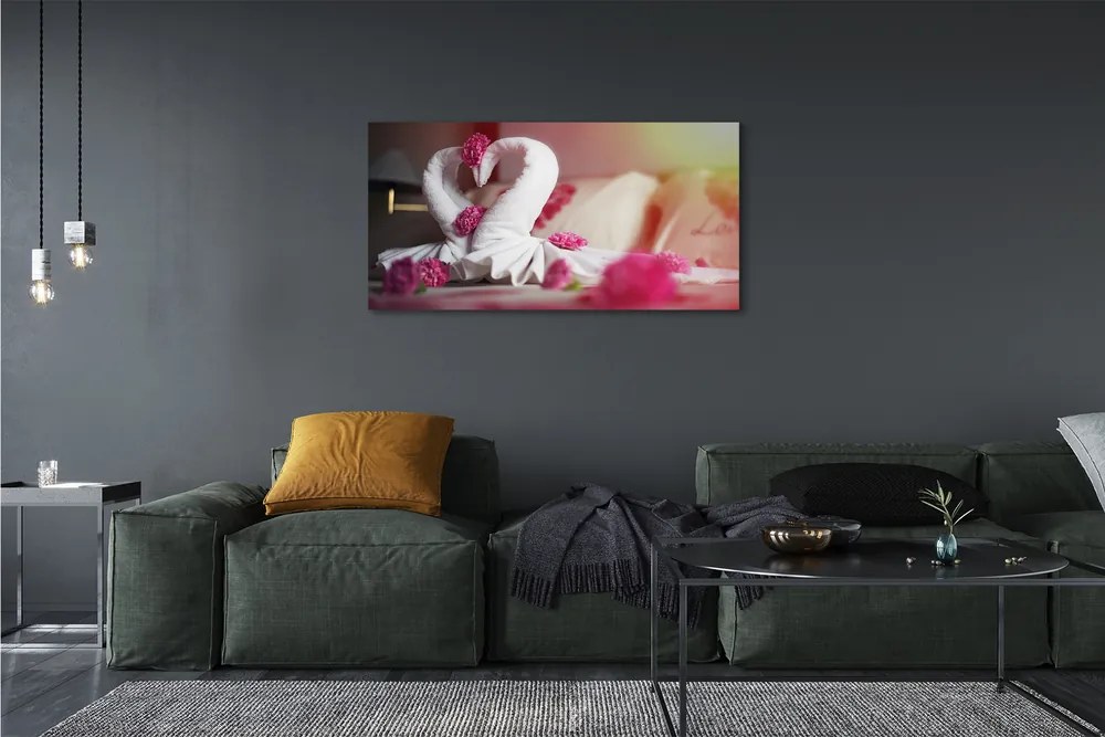 Zdjęcie na płótnie Łabędzie z Ręczników i Kwiaty