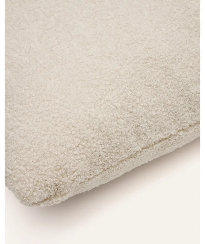 Kremowa poduszka na sofę z materiału bouclé Martina – Kave Home